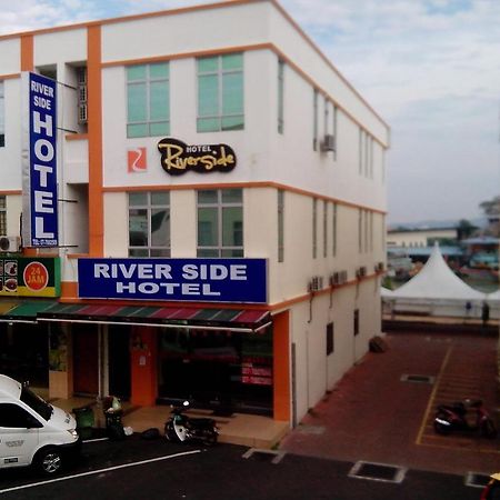 River Side Hotel Mersing Bagian luar foto